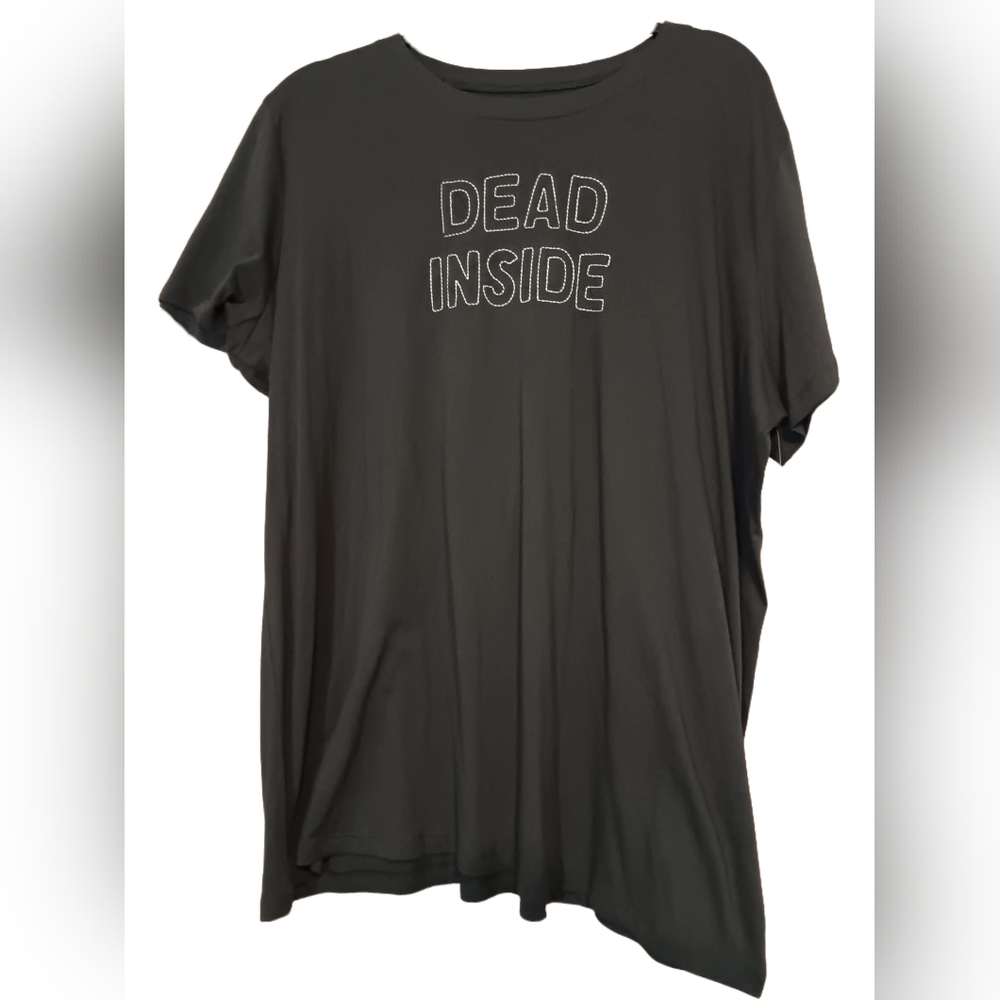 Torrid Tshirt (NWT)